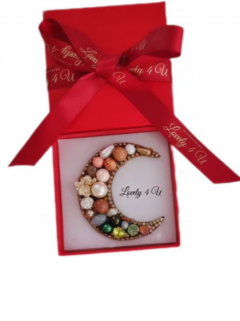 BROSA BRAD , ACCESORII LOVELY 4 U, accesorii lovely 4 u, cadou timisoara, brosa coroni de iarna cu pietre colorate, brose colorate, brose craciun, brose cu pietre naturale, brose handmade, brose handmade colorate de craciun, brose pietre semipretioase, cadouri copii craciun, cadouri craciun, cadouri de craciun, cadouri de craciun pentru copii, cadouri de craciun pentru fete,  BIJUTERII LOVELY 4 U, BIJUTERII ACCESORII POM DE CRĂCIUN, BROSE ELEGANTE, CADOU CRACIUN, BIJUTERII CRACIUN, BIJUTERII, BROSE, CADOU DE LUX, ACCESORII DE LUX, IDEI CADOU [2]