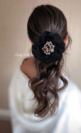 Accesorii LOVELY 4 U, Brosa floare textila, Brosa crem floare handmade, Brosa floare neagra, Floare textila mare, ,accesorii camasa, accesorii dama, accesorii elegante, accesorii fashion, accesorii perle, accesoriu de pus la gat, accesoriu elegant, accesoriu fashion. [4]