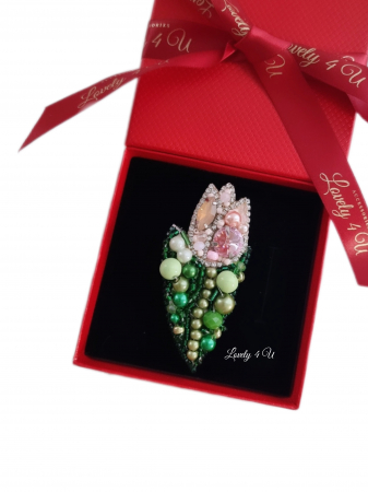 Broșă mărțișor, Martisor, Martisor pentru doamne, mertisorul perfect, cadou de martisor, cadou invatatoare, accesorii lovely 4 u,  BROSA LALEA,  ACCESORII LALEA, LALELE ROZ, ACCESORII LOVELY 4 U, BIJUTERII 2024, CADOU 8 MARTIE, CADOU ZIUA FEMEI, ACCESORII REALIZATE MANUAL, BROSE ELEGANTE, BIJUTERII 2024, LOVELY [1]