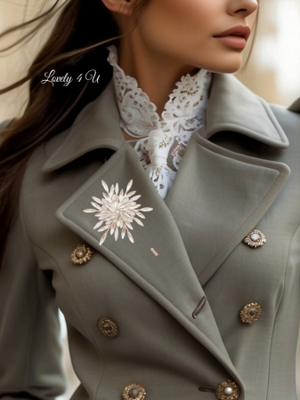 REDUCERI SI LICHIDARE STOC - BROSA FULG DE NEA, BROSA FULG, BROSA PIETRICELE, BOSE DAMA, BROSA FEMEI, CADOU DEOSEBIT, CADOU SPECIAL, CADOU DE CRACIUN, CADOU UNICAT, BIJUTERII DE CRACIUN, ACCESORII LOVELY 4 U, PIETRICELE,AUR,FULG