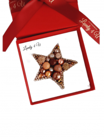 accesorii lovely 4 u, cadou timisoara, brosa stea de iarna cu perle,  stea cu perle, accesorii stea cu perle, steluta de craciun, brosa mare, brose colorate, brose craciun, brose cu pietre naturale, brose handmade, brose handmade colorate de craciun, brose pietre semipretioase, cadouri copii craciun, cadouri craciun, cadouri de craciun, cadouri de craciun pentru copii, cadouri de craciun pentru fete, brosa steluta , brosa alba [5]
