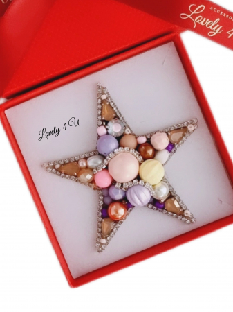 accesorii lovely 4 u, cadou timisoara, brosa stea de iarna cu perle,  stea cu perle, accesorii stea cu perle, steluta de craciun, brosa mare, brose colorate, brose craciun, brose cu pietre naturale, brose handmade, brose handmade colorate de craciun, brose pietre semipretioase, cadouri copii craciun, cadouri craciun, cadouri de craciun, cadouri de craciun pentru copii, cadouri de craciun pentru fete, brosa steluta , brosa alba [1]