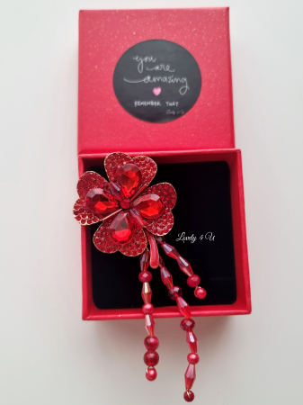 Broșă mărțișor, Martisor, Martisor pentru doamne, mertisorul perfect, cadou de martisor, cadou invatatoare, accesorii lovely 4 u,  BROSA trifoi,  ACCESORII  TRIFOI CU PATRU FOI, TRIFOI VERDE, ACCESORII LOVELY 4 U, BIJUTERII 2024, CADOU 8 MARTIE, CADOU ZIUA FEMEI, ACCESORII REALIZATE MANUAL, BROSE ELEGANTE, BIJUTERII 2024, LOVELY, PIETRICELE VERZI, PERLE VERZI, BIJUTERII TRIFOI [1]