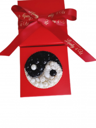 brosa yin yang, bijuterii yin yang, accesorii handmade yin yang, brose yin & yang , yin & yang bijuterii romania, yin & yang brosa unicat, lantisor yin & yang, idei cadouri yin & yang, cadouri pentru femei yin & yang, cadouri 1 martie yin & yang, cadouri 8 martie yin & yang, martisor yin & yang , accesorii lovely 4 u yin & yang [6]