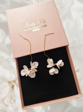 Florence cercei cu flori și cristale Swarovski, cercei argint, cercei swarovki cu flori, cercei mireasa cu flori si cristale swarovski, cercei realizati manual in Romania [1]