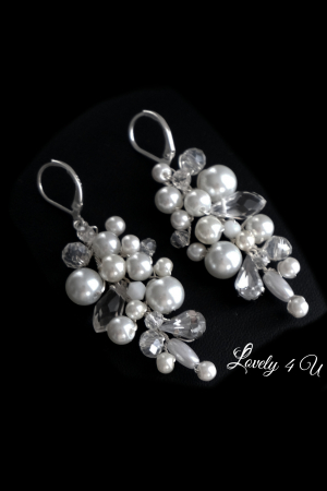 ACCESORII / PRODUSE - Cercei mireasa cu perle, cercei mireasă handmade, cercei cu perle ivory, cercei cununie civilă, cercei argint 925 mireasă, cercei bridal România, cercei mireasă eleganți, bijuterii mireasă Lovely 4 U, cercei lungi cu cristale și perle, cercei personalizabili mireasă, accesorii nuntă handmade. Cercei lungi mireasa, Accesorii mireasă, Bijuterii mireasa, Accesorii nuntă, Bijuterii mireasa cu perle, Accesorii mirese, cercei eleganți, cercei handmade, cercei argint mireasă, cercei realizați in Romania, bijuterii 2023