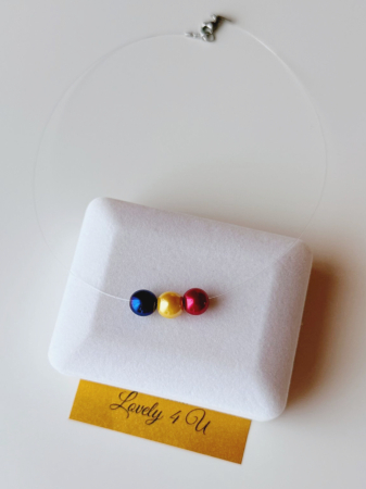 COLIERE - Colier tricolor cu perle handmade – bijuterie elegantă la baza gâtului cu fir invizibil, simbol al feminității și rafinamentului LOVELY 4 U