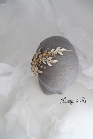 Coronita Swarovski, Coronita mireasa, Tiara mireasa, Diadema mireasa, Accesorii de par mireasa, Accesorii de par pentru mirese, Bijuterii mireasa, Accesori Lovely 4 U, coafuri mireasa 2024, Mireasa2024, Coronita asimetrica, coronita cu frunze, Coronita swarovski [7]