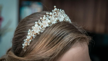 Coronita mireasa cu perle flori,  cristale Swarovski, bază placată cu aur AMALFI - Coronita printesa premium [3]