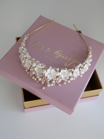 Coronita mireasa cu perle flori,  cristale Swarovski, bază placată cu aur AMALFI - Coronita printesa premium [10]