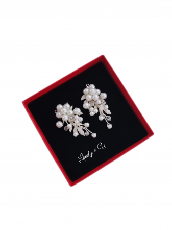 cercei mireasa cu perle, cercei mireasa lovely 4u , cercei lungi mireasa, Cercei cu perle mireasa, set colier si cercei mireasa, cercei si colier mireasa, cercei finuti mireasa, set bijuterii mireasa cu perle, Cercei cu perle mireasa,  accesorii nunta, accesorii par mireasa, bijuterii cu flori, bijuterii din perle, bijuterii handmade mireasa, bijuterii mireasa, bijuterii mireasa finute, bijuterii mireasa perle, bijuterii mireasa set, bijuterii swarovski mireasa, pieptene mireasa, set mireasa, set nunta, [5]