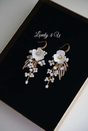 Cercei mireasa , cercei aurii mireasă, cercei lungi, cercei cu flori, cercei cu frunze, cercei handmade, bijuterii mireasa, Set bijuterii mireasa,  cercei eleganti mireasa, cercei handmade, cercei mireasa, [2]