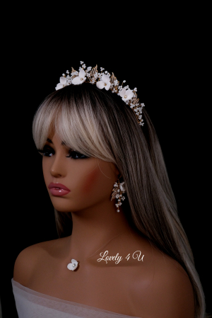 Coronita cu flori mireasa, Tiara mireasa cu flori, bijuterii mireasa, bijuterii par, bridal hairstyles, coafuri mirese, coronita mireasa, coronita printesa, de pus in par, decoratiuni par mireasa, diademe mireasa, tiara mireasa [13]