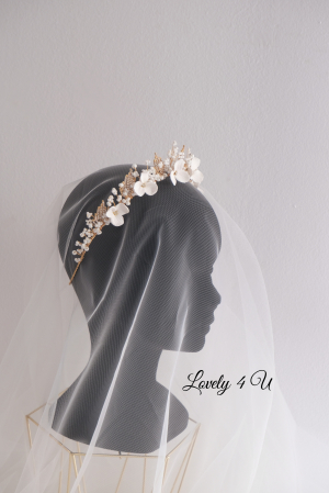 Coronita cu flori mireasa, Tiara mireasa cu flori, bijuterii mireasa, bijuterii par, bridal hairstyles, coafuri mirese, coronita mireasa, coronita printesa, de pus in par, decoratiuni par mireasa, diademe mireasa, tiara mireasa [11]
