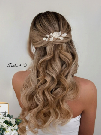 COLECTIE 2025  LOVE YOURSELF AND SHINE - DIADEMA handmade HANA - accesoriu eveniment cu frunze albe, floare albe, perle albe, pieptăn coafuri mireasa/ voal mireasa, L 13 cm