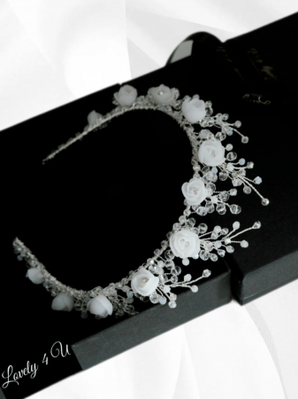 CORONITA MIREASA, ACCESORII LOVELY 4 U, CORONITA CU CRISTALE, DIADEMA MIREASA, ACCESORII DE PAR MIREASA, TIARA BIJUTERII MIREASA, AGRAFA MIREASA,TIARA MIREASA, ACCESORII COC MIREASA, COAFURA MIREASA,Coronita floarea soarelui, Accesorii Lovely 4 U,  coronita cu trandafiri, Diadema mireasa, CORONITA MIREASA, ACCESORII DE PAR MIREASĂ, BIJUTERII trandafiri, TIARA MIREASĂ, AGRAFA trandafiri,TIARA, accesoriu auriu mireasa, accesoriu pentru par, coronita argintie, coronita mireasa, diadema mireasa, tiara cu frunze aurii, TIARA MIREASA, tiara nunta, accesorii LOVELY 4 U, Coronita de lux, mireasa 2024, coronita cu perle mireasa, coroana mireasa, coronita inalta mireasa, coronita premium, coronite de par pentru mirese [19]