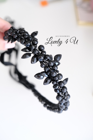 IDEI CADOURI DE CRACIUN - SET ACCESORII , BIJUTERII, BROSE PENTRU CRACIUN - NERA - CORONITA NEAGRA