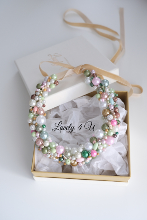 Colier cu perle, Accesorii Lovely 4 U, colier gigant cu perle, colier realizat cu drag in Romania, colier multicolor, cadou de Crăciun, colier bogat cu perle, colier gigant, bijuterii handmade, accesorii Lovely 4 U handmade, accesorii unicat cu perle, susțin afacerile locale, cadou premium pentru femei  colier, bijuterii 2023, accesorii 2023, colier, bijuterii,  lovely 4 u,  colier mărțișor, cadou special, cadou de lux [3]