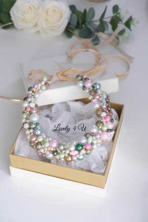 Colier cu perle, Accesorii Lovely 4 U, colier gigant cu perle, colier realizat cu drag in Romania, colier multicolor, cadou de Crăciun, colier bogat cu perle, colier gigant, bijuterii handmade, accesorii Lovely 4 U handmade, accesorii unicat cu perle, susțin afacerile locale, cadou premium pentru femei  colier, bijuterii 2023, accesorii 2023, colier, bijuterii,  lovely 4 u,  colier mărțișor, cadou special, cadou de lux [8]