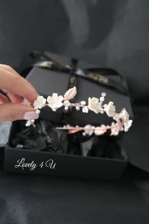 coronita mireasa, diadema mireasa, tiara cu frunze aurii, TIARA MIREASA, tiara nunta, accesorii LOVELY 4 U, Coroniță dubla mireasă, coronita cu Swarovski, coronita mireasă, tiară mireasa, diadema mireasa, coronita cu Swarovski, coronita de lux mireasă, Diadema rose gold de lux mireasă, frunze rose gold, flori, cristale swarovski, tiara aur roz, accesorii premium, mireasa 2024, bijuterii mireasa, accesorii Lovely 4 U, [7]