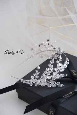 coronita mireasa, diadema cristale mireasa, diadema nunta, diadema statement, diadema dubla, tiara mireasa, tiara statement, tiara dubla, coronita dubla, Accesorii LOVELY 4 U, Coronita cristale, acceoriu elegant mireasa, acceoriu mic mireasa, bentita mireasa, bentita par cristale, cordeluta mireasa, coronita cristale, coronita mireasa, tiara mica cu cristale, tiara mireasa, lovely 4 u, accesorii lovely 4 u [4]