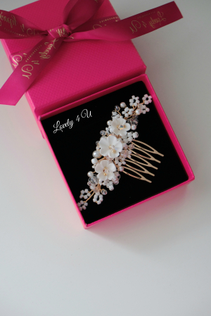 ACCESORII LOVELY 4 U, AGRAFE PAR MIREASA, AGRAFE CU FLORI MIREASA, PIN COC MIREASA, AGRAFE MIREASA, ACCESORII CU FLORI MIREASĂ, SET AGRAFE MIREASA, ACCESORII DE PĂR MIREASĂ, BIJUTERII MIREASA, Agrafe par mireasa, Agrafă de par mireasa, Agrafa coc mireasa, pieptan mireasa, Diadema mireasa, Accesoriu boem, Mireasa boho, Bijuterii mireasa, Bijuterii, Accesorii LOVELY 4 U, Flori cireș,Swarovski [4]