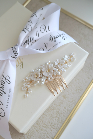 ACCESORII LOVELY 4 U, AGRAFE PAR MIREASA, AGRAFE CU FLORI MIREASA, PIN COC MIREASA, AGRAFE MIREASA, ACCESORII CU FLORI MIREASĂ, SET AGRAFE MIREASA, ACCESORII DE PĂR MIREASĂ, BIJUTERII MIREASA, Agrafe par mireasa, Agrafă de par mireasa, Agrafa coc mireasa, pieptan mireasa, Diadema mireasa, Accesoriu boem, Mireasa boho, Bijuterii mireasa, Bijuterii, Accesorii LOVELY 4 U, Flori cireș,Swarovski [21]