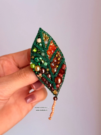 Frunza eleganta - brosa model unicat cu cristale, perle, pietre unakit, jad , handmade in Romania , mesaj pe verso YOU ARE BEAUTIFUL, Believe in Yourself, L 7 cm [5]