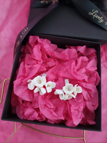 CLIPSURI PANTOFI MIREASA, ACCESORII PANTOFI MIREASA, PANTOFI MIREASA, ACCESORII MIREASA CU FLORI, ACCESORII LOVELY 4 U, CLIPSURI CU PERLE SI FLORI , ACCESORII PENTRU PANTOFI, CLIPSURI PENTRU PANTOFI MIREASA, BIJUTERII MIREASA CU FLORI [6]