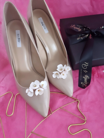 CLIPSURI PANTOFI MIREASA, ACCESORII PANTOFI MIREASA, PANTOFI MIREASA, ACCESORII MIREASA CU FLORI, ACCESORII LOVELY 4 U, CLIPSURI CU PERLE SI FLORI , ACCESORII PENTRU PANTOFI, CLIPSURI PENTRU PANTOFI MIREASA, BIJUTERII MIREASA CU FLORI [3]