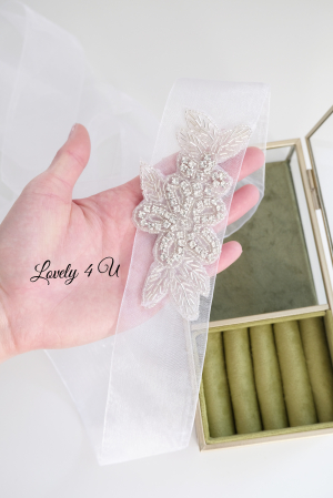 Accesorii Lovely 4 u, Accesorii talie mireasa, Set dezgatit mireasa , TRADITIA DEZGATITUL MIRESEI, Esarfa alba pentru dezgatit, Accesorii de mireasa dezgatit, Esarfe  mireasa, Esarfa dezgatitul miresei, Bentita dezgatit mireasa, Cordon rochita mireasa, Coronita mireasa,Tiara dezgatit mireasa, I LOVELY 4 U, BIJUTERII MIREASA, BENTITA MIREASA, [11]