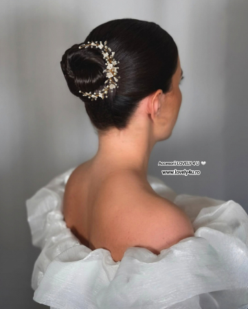 Diadema cu flori, Pieptan voal mireasa, Accesorii de păr mireasă, Accesorii nuntă, Accesorii voal mireasa, bijuterii păr mireasă, Diadema cu cristale, Diadema mireasa, Accesorii Lovely 4 U, Diadema cubic zirconia