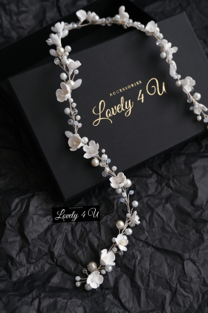 BENTITA MIREASA, ACCESORII LOVELY 4 U, COAFURI MIREASA, DIADEMA CU FLORI, TIARA MIREASA, CORONITA MIREASA,DIADEMA  MIREASA, Accesorii nunta, Accesorii de par pentru mirese, Accesoriu lung mireasa,Accesorii lungi, Accesorii Par, Bijuterii Par, accesorii coc, accesorii impletituri par, accesorii mirese, accesorii nunta, accesorii par boho, accesorii par handmade, accesorii par impletit, bijuterii mireasa, bijuterii par, bridal hairstyles, coafura mireasa, coronita cristale mireasa, coronita par, de pus in par, decoratiuni par mireasa, [1]