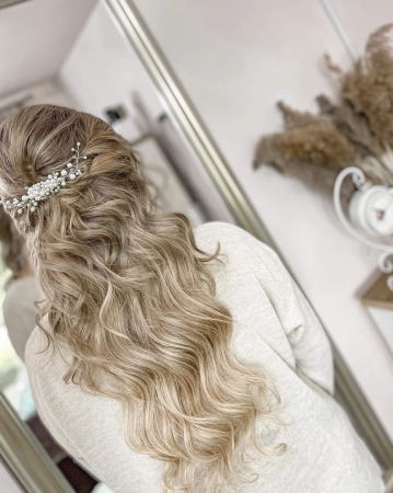 PIEPTAN MIREASA cu perle albe, DIADEMA MIREASA CU PERLE, ACCESORIU PAR MIREASA CU PERLE, ACCESORII DE PAR MIRESE, ACCESORII NUNTA, ACCESORII CU PERLE, DIADEMA CU PERLE, PIEPTAN VOAL MIREASA, BIJUTERII PAR MIREASA, CORONITA, TIARA, AGRAFA COC MIREASA. ACCESORIU MIC MIREASA, ACCESORIU VOAL MIREASA [7]