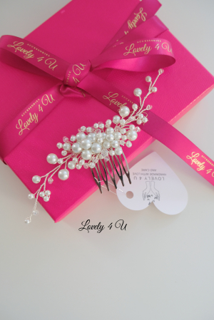 PIEPTAN MIREASA cu perle albe, DIADEMA MIREASA CU PERLE, ACCESORIU PAR MIREASA CU PERLE, ACCESORII DE PAR MIRESE, ACCESORII NUNTA, ACCESORII CU PERLE, DIADEMA CU PERLE, PIEPTAN VOAL MIREASA, BIJUTERII PAR MIREASA, CORONITA, TIARA, AGRAFA COC MIREASA. ACCESORIU MIC MIREASA, ACCESORIU VOAL MIREASA [9]