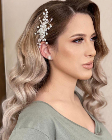 Diadema IVY – Accesoriu Mireasă Handmade cu Perle și Cristale, Diademă Elegantă pentru Mireasă – Perle și Cristale, Placată cu Argint, Accesoriu de Păr pentru Mireasă – Diadema IVY Handmade în România, Diadema IVY – Pieptan Mireasă cu Cristale și Perle pentru Coafuri de Vis, Diademă Rafinată cu Perle și Cristale – Accesoriu Perfect pentru Nuntă, Accesoriu Delicat pentru Mireasă – Diadema IVY Handmade, Strălucire și Eleganță, Pieptan Mireasă IVY – Accesoriu Elegant cu Perle și Cristale, Accesorii Handmade pentru Mirese – Diadema IVY cu Cristale și Argint 925, Diadema IVY – Accesoriu Romantic pentru Coafuri Mireasă, Handmade, Coroniță pentru Mireasă – Diadema IVY cu Strălucire și Detalii Fine,PIEPTAN MIREASA, DIADEMA MIREASA, ACCESORIU PAR MIREASA, ACCESORII DE PAR MIRESE, ACCESORII NUNTA, ACCESORII CU PERLE, DIADEMA CU PERLE, PIEPTAN VOAL MIREASA, BIJUTERII PAR MIREASA, [5]