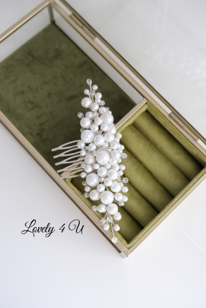 Accesoriu par mireasa, cristale Accesorii par mireasa, Accesoriu JESY – Eleganță și Strălucire pentru Mirese, Accesoriu Handmade JESY – Perle și Cristale Transparente, JESY – Accesoriu de Păr Mireasă, Placat cu Argint 925, Accesoriu JESY – Perfect pentru Cocuri și Coafuri Romantice, JESY – Accesoriu de Lux pentru Fixarea Voalului, Accesoriu de Păr JESY – Design Elegant și Versatil, JESY – Accesoriu Mireasă cu Perle și Cristale,accesoriu par mireasa, agrafa mireasa, cluj napoca, diadema cu flori., diadema ivory, diadema trandafiri, mireasa bucuresti, mireasa cluj, pieptene mireasa, [10]