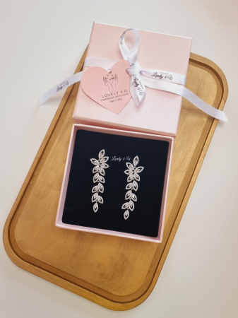 accesorii lovely 4 u, cercei aur alb mireasa, cercei 2024 , cercei cu pietre, cercei cubic ziconia,  cercei lungi mireasa, bijuterii argint, bijuterii mireasa, bijuterii nunta, bijuterii ziconiu, cadouri pentru ea, cercei argint, cercei cristale swarovski, cercei discreti, cercei eleganti mireasa, cercei handmade, cercei mireasa, cercei picaturi mireasa, [4]