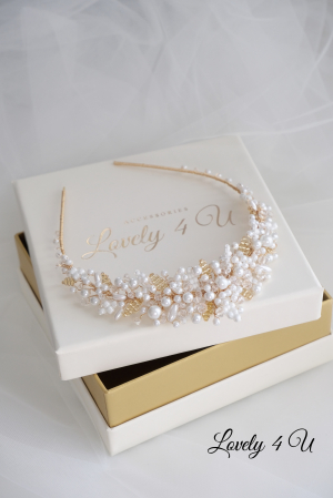 CORONITA MIREASA, CORONITA AURIE MIREASA, CORONITA MIREASA CU PERLE, CORONITA CU FRUNZE,  CORONITA SI CERCEI MIREASA,  DIADEMA MIREASA, COAFURI MIREASA, IDEI nunta. BIJUTERII MIREASA, TIARA MIREASA, ACCESORII LOVELY 4 U, BIJUTERII 2024, CORONITE MIRESE, DIADEME MIRESE, NUNTA 2024, ROCHIE MIREASA, [11]