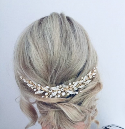 ACCESORII DE PĂR MIREASĂ, BIJUTERII MIREASA, nunta aurii, accesorii par, accesorii par aurii, accesorii par handmade, accesorii par mireasa, bijuterii mireasa, bijuterii par, bridal hair accessories, bridal hairstyles, diademe handmade, diademe mireasa, diademe speciale, modele accesorii par, pieptan mireasa, pieptene auriu mireasa, piepteni par [3]