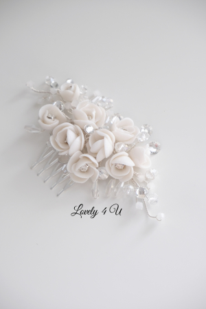 agrafa par mireasa cu trandafiri, agrafa - pin coc mireasa, agrafa par mireasa cu flori, diadema mireasa cu flori, pieptan mic mireasa cu flori, pieptan cu bujori, pieptan voal mireasa, accesorii lovely 4 u, diadema si cercei mireasa, set accesorii mireasa, set diadema si cercei mireasa, set diadema bratara si cercei mireasa, accesorii de par mireasa [12]