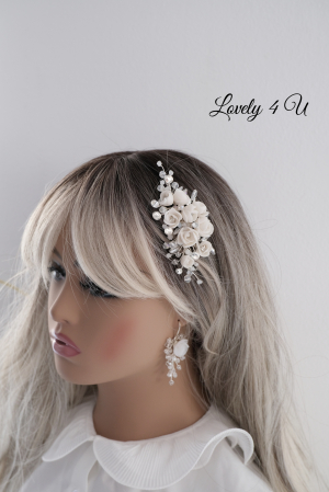 agrafa par mireasa cu trandafiri, agrafa - pin coc mireasa, agrafa par mireasa cu flori, diadema mireasa cu flori, pieptan mic mireasa cu flori, pieptan cu bujori, pieptan voal mireasa, accesorii lovely 4 u, diadema si cercei mireasa, set accesorii mireasa, set diadema si cercei mireasa, set diadema bratara si cercei mireasa, accesorii de par mireasa [15]