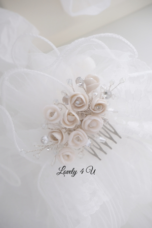 agrafa par mireasa cu trandafiri, agrafa - pin coc mireasa, agrafa par mireasa cu flori, diadema mireasa cu flori, pieptan mic mireasa cu flori, pieptan cu bujori, pieptan voal mireasa, accesorii lovely 4 u, diadema si cercei mireasa, set accesorii mireasa, set diadema si cercei mireasa, set diadema bratara si cercei mireasa, accesorii de par mireasa [5]