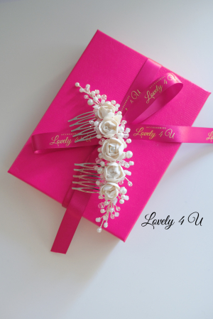 Diadema cu flori, Accesorii bujori, Bujori mireasa,accesorii par, accesorii par handmade, accesorii par mireasa, bijuterii mireasa, bijuterii par, diademe handmade, diademe mireasa, diademe perle, modele accesorii par, pieptan mireasa cu flori, piepteni par,  Accesoriu par mireasa cu flori, Bijuterii mireasa, Agrafa par mireasa, DIADEMA MIREASA, PIEPTAN VOAL MIREASA, ACCESORIU COC MIREASA, ACCESORII LOVELY 4 U [5]