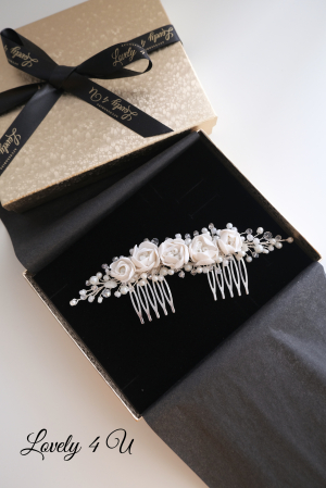 Diadema cu flori, Accesorii bujori, Bujori mireasa,accesorii par, accesorii par handmade, accesorii par mireasa, bijuterii mireasa, bijuterii par, diademe handmade, diademe mireasa, diademe perle, modele accesorii par, pieptan mireasa cu flori, piepteni par,  Accesoriu par mireasa cu flori, Bijuterii mireasa, Agrafa par mireasa, DIADEMA MIREASA, PIEPTAN VOAL MIREASA, ACCESORIU COC MIREASA, ACCESORII LOVELY 4 U [17]