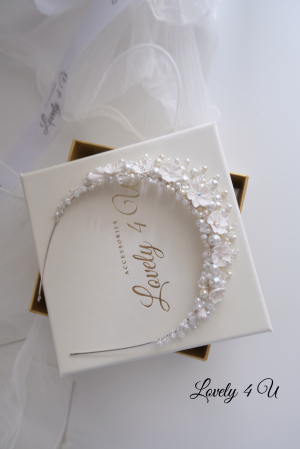 tiara cu flori mireasa, tiara flori mici, TIARA MIREASA, CORONITA MIREASA CU FLORI, CORONITA MIREASA CU PERLE, TIARA MIREASA HANDMADE, SET ACCESORII MIREASA, SET BIJUTERII MIREASA, CORONITA SI CERCEI MIREASA, SET DIADEMA SI CERCEI MIREASA, ACCESORII PER MIREASA, TIARA [23]