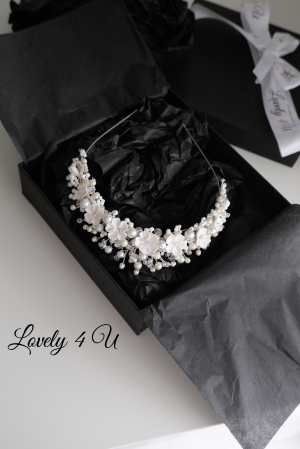 tiara cu flori mireasa, tiara flori mici, TIARA MIREASA, CORONITA MIREASA CU FLORI, CORONITA MIREASA CU PERLE, TIARA MIREASA HANDMADE, SET ACCESORII MIREASA, SET BIJUTERII MIREASA, CORONITA SI CERCEI MIREASA, SET DIADEMA SI CERCEI MIREASA, ACCESORII PER MIREASA, TIARA [21]