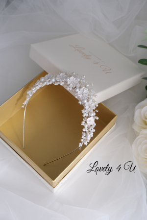 tiara cu flori mireasa, tiara flori mici, TIARA MIREASA, CORONITA MIREASA CU FLORI, CORONITA MIREASA CU PERLE, TIARA MIREASA HANDMADE, SET ACCESORII MIREASA, SET BIJUTERII MIREASA, CORONITA SI CERCEI MIREASA, SET DIADEMA SI CERCEI MIREASA, ACCESORII PER MIREASA, TIARA [26]