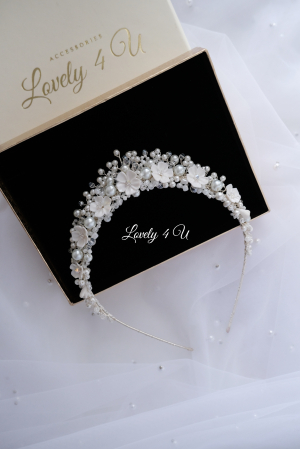 tiara cu flori mireasa, tiara flori mici, TIARA MIREASA, CORONITA MIREASA CU FLORI, CORONITA MIREASA CU PERLE, TIARA MIREASA HANDMADE, SET ACCESORII MIREASA, SET BIJUTERII MIREASA, CORONITA SI CERCEI MIREASA, SET DIADEMA SI CERCEI MIREASA, ACCESORII PER MIREASA, TIARA [2]