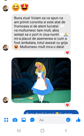 set coronita si cercei mireasa, Set Coroniță și Cercei Mireasă LORENA – Eleganță Handmade, Coroniță LORENA cu Perle și Cristale Swarovski, Set Mireasă LORENA – Accesoriu Romantic și Delicat, Coroniță și Cercei LORENA – Strălucire și Rafinament, Set Nuntă LORENA – Coroniță Fină și Cercei Eleganți, Accesorii Handmade LORENA – Design Feminin și Sofisticat, Set Mireasă Coroniță și Cercei – Flori Modelate Manual,set diadema si cercei mireasa, set bijuterii mireasa, coronita cu flori si cercei. tiara cu flori mireasa, tiara flori mici, TIARA MIREASA, CORONITA MIREASA CU FLORI, CORONITA MIREASA CU PERLE, TIARA MIREASA HANDMADE, SET ACCESORII MIREASA, SET BIJUTERII MIREASA, CORONITA SI CERCEI MIREASA, SET DIADEMA SI CERCEI MIREASA, ACCESORII PER MIREASA, TIARA [6]